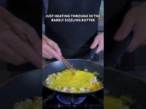 Upgrade your scrambled eggs 🤌