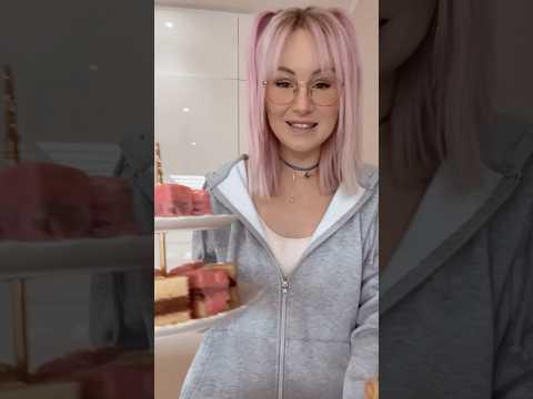 FAIL😭 Back-Aktion geht komplett schief 😩 Wer erkennt, was es hätte werden sollen? #ViktoriaSarina
