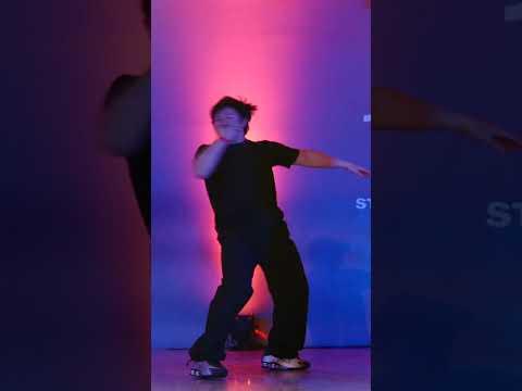 This guy is insane🤪🔥 | 1M Party Battle