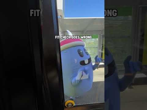 So... turns out filming an OOTD on the tram was actually a dumb idea