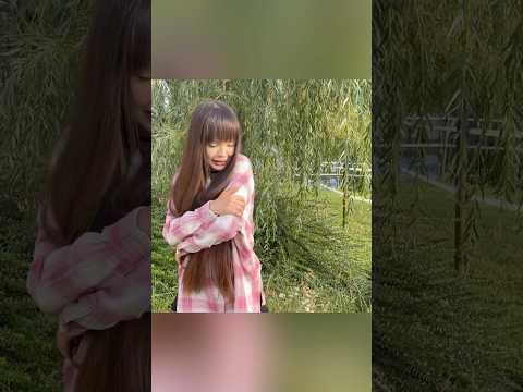 Sarina bekommt STROMSCHLAG vom Pferdezaun ⚡️🔌🐎 zum ersten Mal 😭 AUTSCH! #ViktoriaSarina