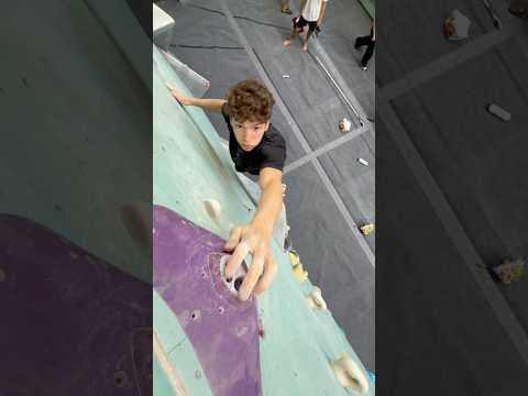 Working on that precision 🎯 #climbing #bouldering #bloc