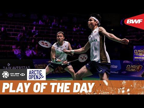 HSBC Play of the Day | The best form of defence is to attack!