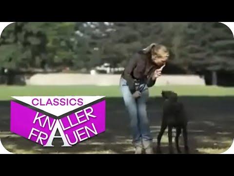 Vollgesabbertes Stöckchen | Knallerfrauen mit Martina Hill