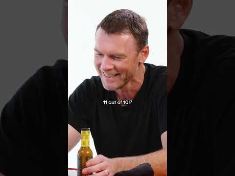 "11 Out of 10?!" Zoe Saldaña and Sam Worthington are STRUGGLING 🌶️🥵