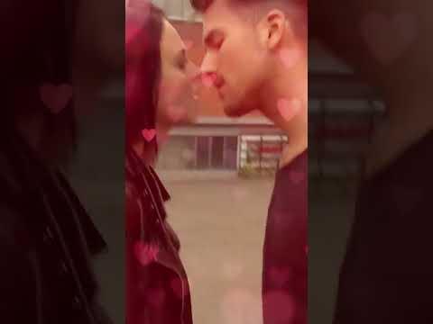Happy Valentinstag! 💘 Das könntet ihr Heute sein: 🫦 | Hilf Mir! #shorts