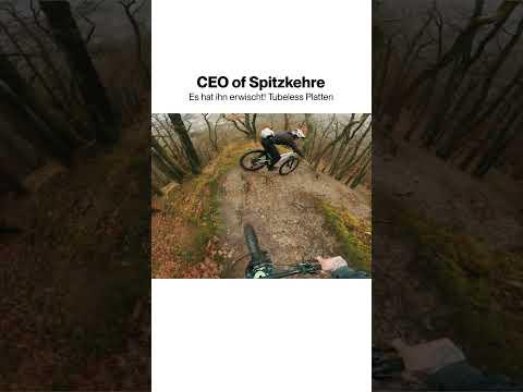 Auf dem Vorderrad durch die Spitzkehre! #outdoor #mtb