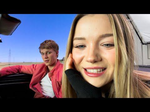 Ich nehme euch mit ans Set und in meine Wohnung in Wien 🎬