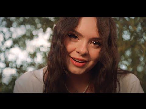 Alycia Marie - Hold Me Back (Official Music Video)