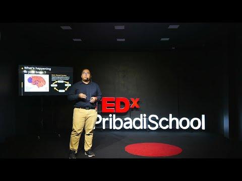 Scrolling to Falling | Ibnu Gholib | TEDxPribadi School Depok