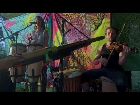 Vojta Violinist & Myrith - Celtic Moon song - Festival in Útulna (CZ) - live looping