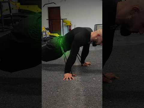 Best exercise to fix your planche with resistance bands with THENX athlete Radoslav.
