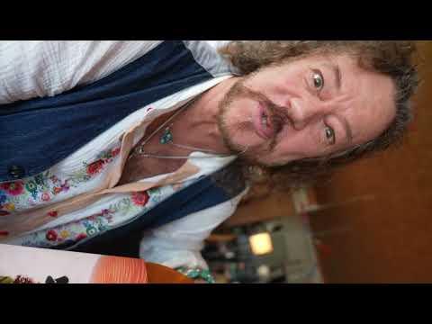 KNORKATOR - Vinyl Unboxing mit Buzz Dee