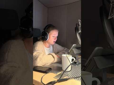 Ich lese aus meinem Buch  ✨