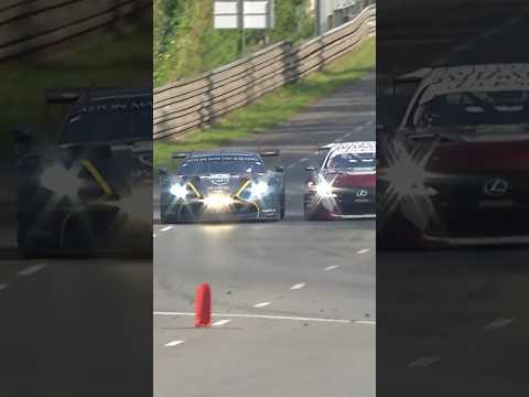 INCREDIBLE racing! 😱