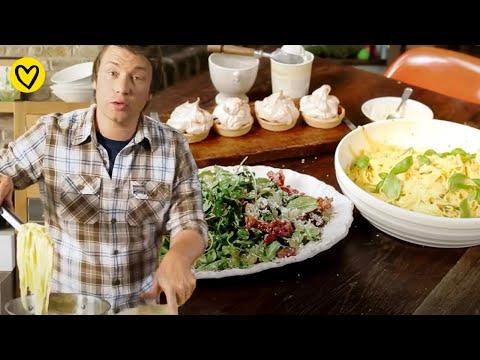 Epic SUMMER Pasta Recipe | Dinner for 4 People In Less Than 30 Minutes