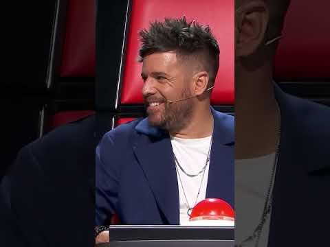 ¡Qué Tono De Voz Increíble! #shorts #lavozglobal #increíble