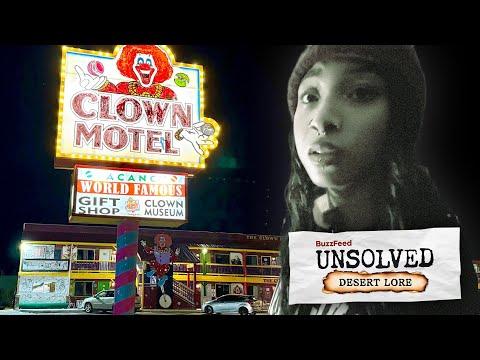 Our Night At The Most Terrifying Clown Motel In The Desert
