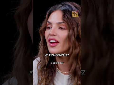 Sean Evans loved this Selena Gomez Hot Ones moment 💗