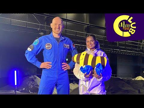 Wie macht man Pipi im All? | Astronaut Alexander Gerst im Interview | Tigerenten Club