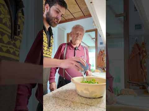 Kochen mit Opa Teil 5 |  Feldsalat Dressing klassische Kartoffelsoße #Salat #Rezept #Salatrezept