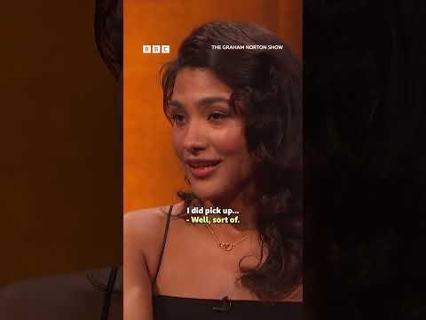 Olivia Dean has Elton John’s seal of approval ✅