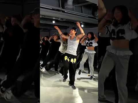 move the world with this dance😎 #austinpak #choreography #learner #class