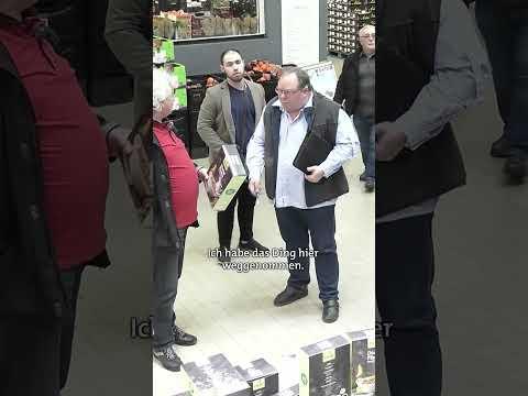Regal im Supermarkt umgeschmissen: Kein Halten mehr in diesem Discounter | Verstehen Sie Spaß?