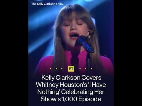 Kelly Clarkson paid tribute to Whitney with this cover of 'I Have Nothing'