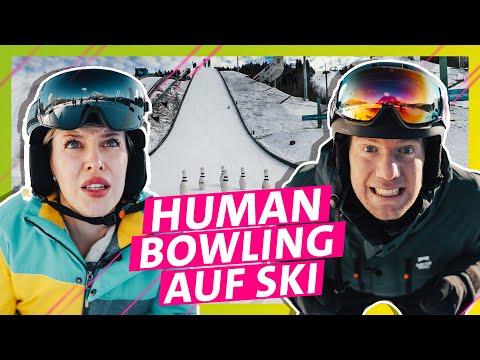 Auf Skisprungschanze als menschliche Bowlingkugel | Julia vs. Marc