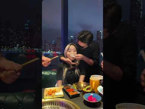 Don’t tell my mom this is the China I experienced. #chongqing #travel #musclebar