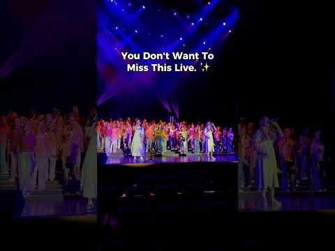 You’ve never heard "Bridge Over Troubled Water" like this before. ✨ @SimonAndGarfunkel