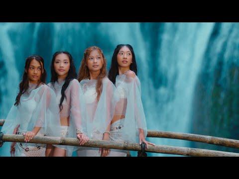 look you in the eyes when i shoot 💘 ‪@nonawav‬ 

no na - shoot (mv) 

no na wave sound 🌊