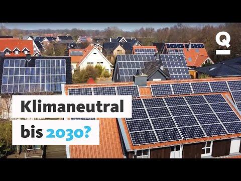 Eine neue Studie des Bundesverbandes der Deutschen Volksbanken und Raiffeisenbanken (BVR) weist darauf hin, dass Immobilieneigentümer stärker motiviert und befähigt werden müssen, energetisch zu sanieren. Das Beispiel des Fördervereins Klimakommune zeigt, wie dies gelingen kann und wie die am Bau Beteiligten für solche Vorhaben gewonnen werden können: